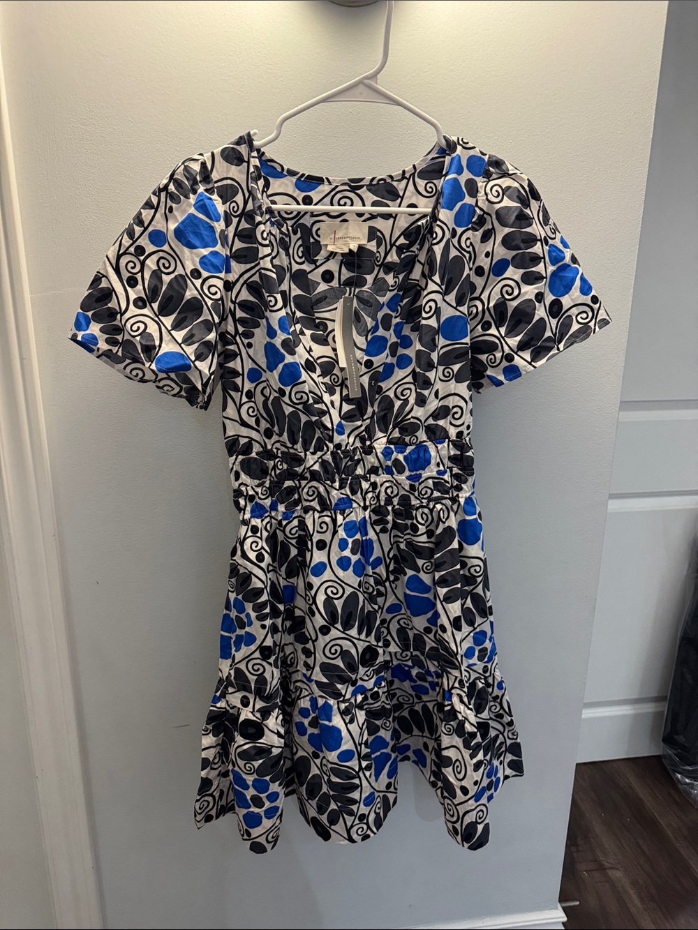 Anthropologie White Dress with Blue and Black Floral Print - Picture 4 of 10